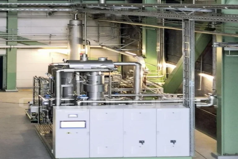 CO2 liquefaction: efficient conversion of CO2 into liquid form CO2 liquefaction